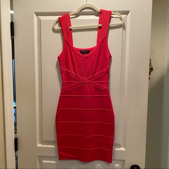 Guess Dresses & Skirts - Guess bandage dress pink